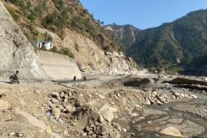 बीपी राजमार्गको क्षतिग्रस्त खण्ड स्थायी रूपमा पुनर्निर्माण गरिँदै